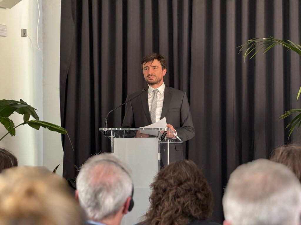 Mehmet Güllüoğlu Coordinador de Ayuda Humanitaria para Palestina. Gobierno de Türkiye