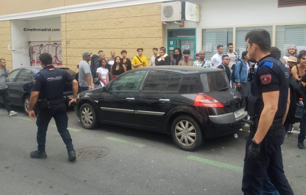 Police called to Immigration Assotance office ACULCO