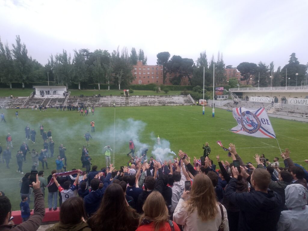 Liceo Frances celebrate a quarter final win versus Cisneros
